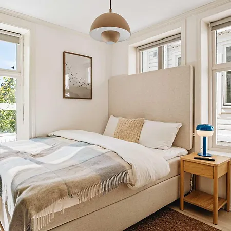 Dinbnb L Historic 4br House L 2 Free Parking L Balcony&terrace Semesterbostad Bergen