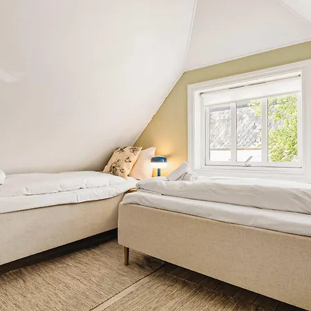 Сasa de vacaciones Dinbnb L Historic 4br House L 2 Free Parking L Balcony&terrace Bergen